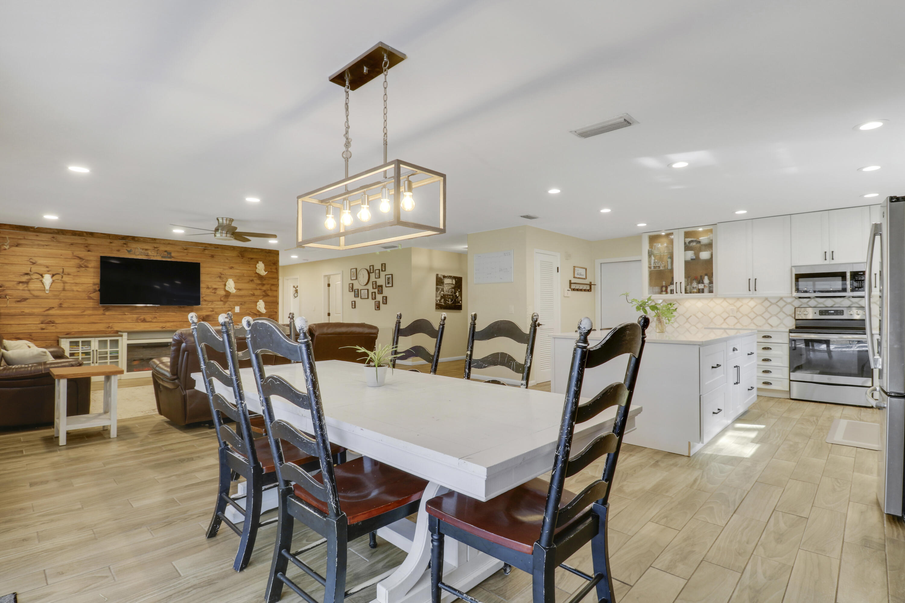 17941 Bridle Lane Jupiter, FL 33478 - Photo 10 of 39 House-18