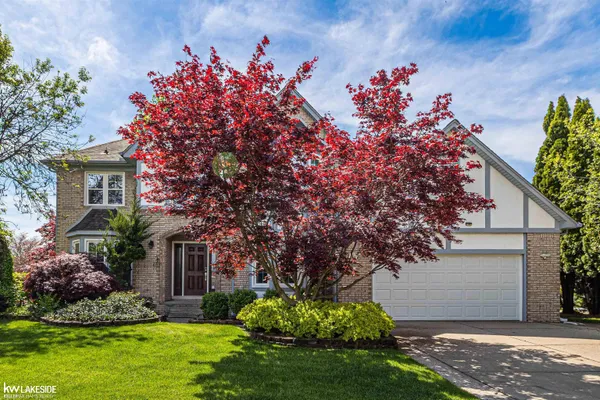 $525,000 | 46349 Coachwood Drive, Utica, MI 48315