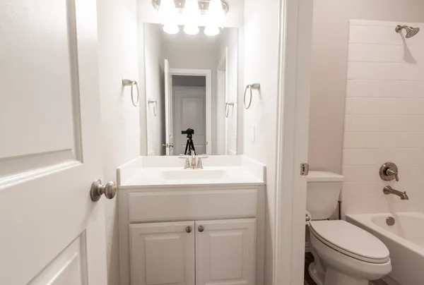 $645,000 | 2831 Maple Oak Lane, Manvel, TX 77578