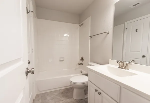 $645,000 | 2831 Maple Oak Lane, Manvel, TX 77578