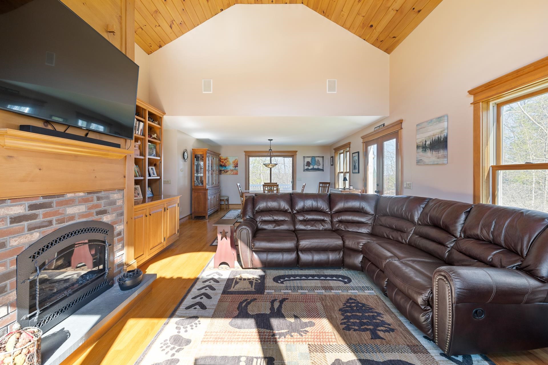 315 S Road Salisbury, NH 03268 - Photo 14 of 40