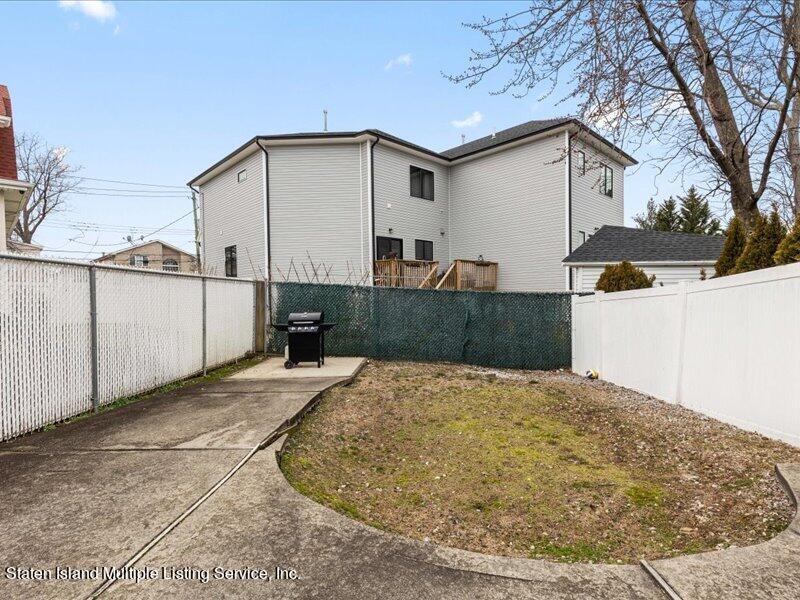 4581 Amboy Road Staten Island, NY 10312 - Photo 13 of 27 BACKYARD
