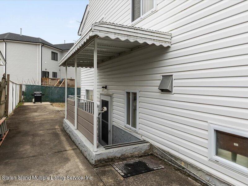 4581 Amboy Road Staten Island, NY 10312 - Photo 18 of 27 Apartment entrance