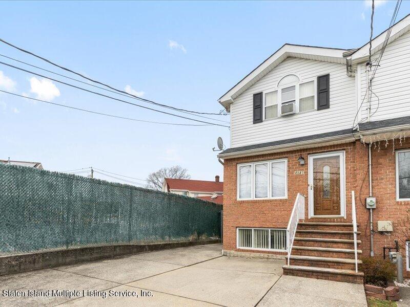 4581 Amboy Road Staten Island, NY 10312 - Photo 2 of 27 Front