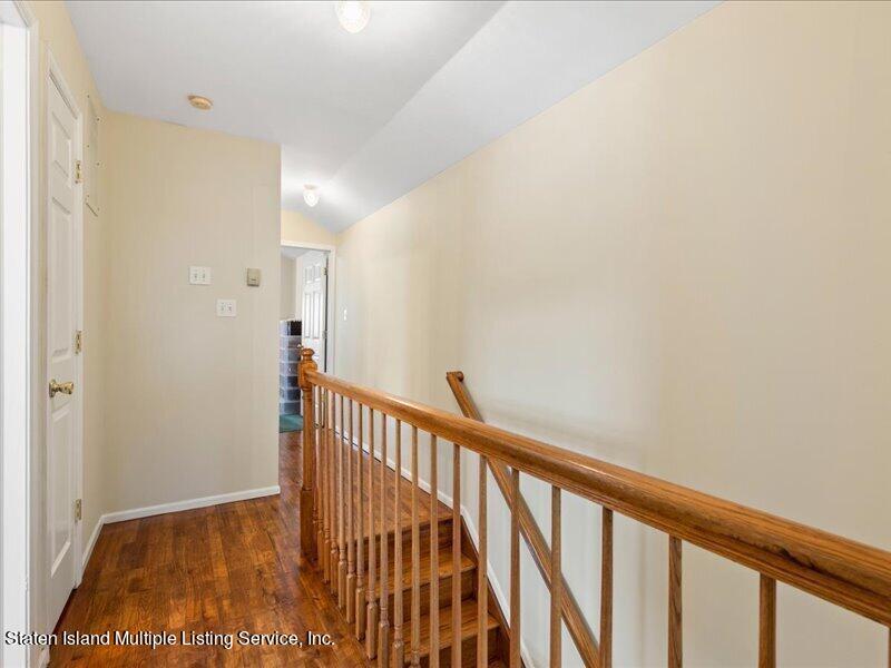 4581 Amboy Road Staten Island, NY 10312 - Photo 10 of 27 Upstairs hallway