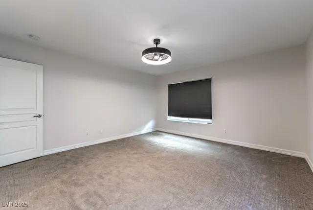 $2,400 | 2705 Port Lewis Avenue, Henderson, NV 89052