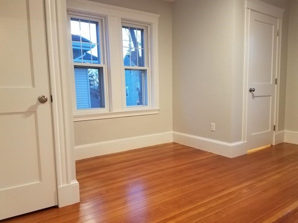 39 Circuit Road Winthrop, MA 02152 - Photo 8 of 20 Gallery Image 8