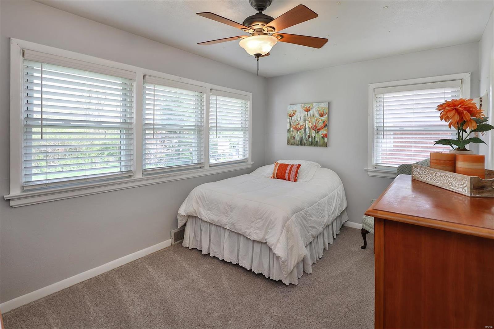1302 Bridle Road Webster Groves, MO 63119 - Photo 13 of 22 Gallery Image 13