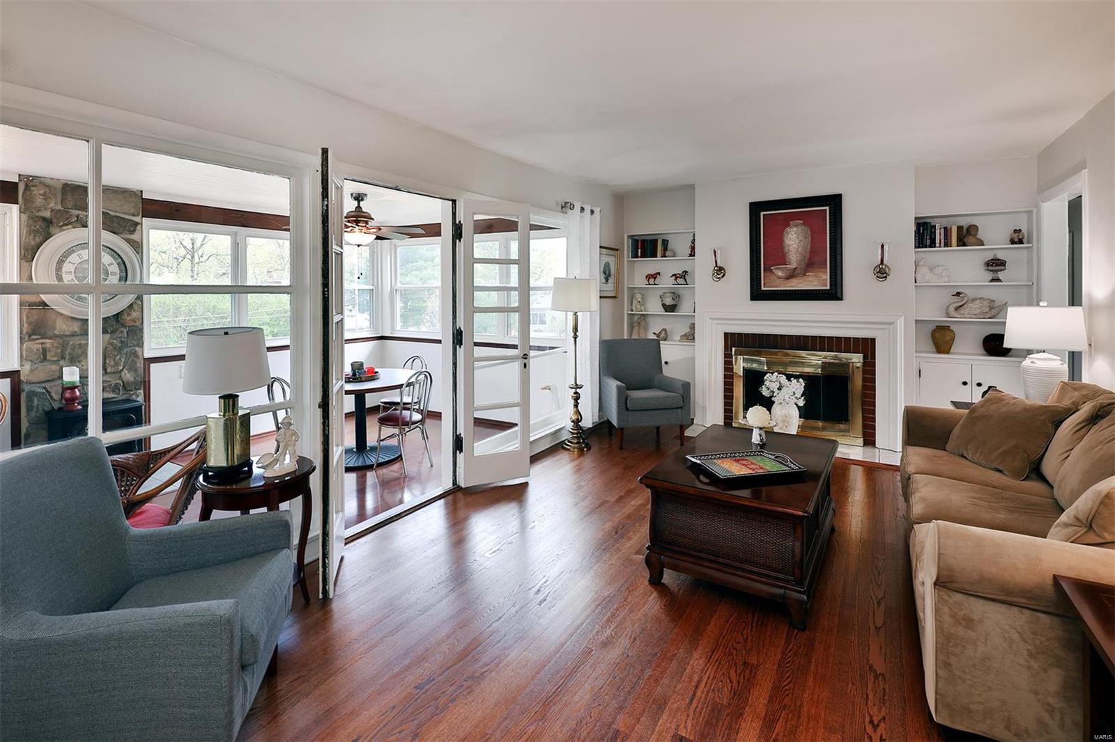 1302 Bridle Road Webster Groves, MO 63119 - Photo 7 of 22 Gallery Image 7