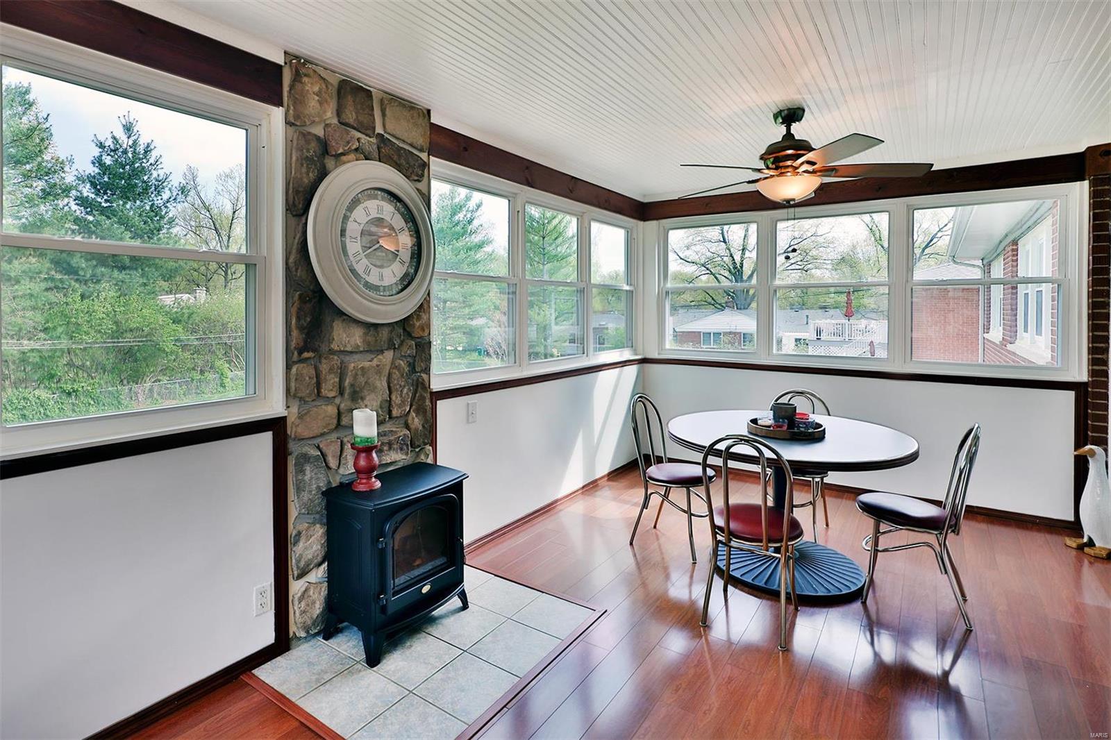 1302 Bridle Road Webster Groves, MO 63119 - Photo 10 of 22 Gallery Image 10