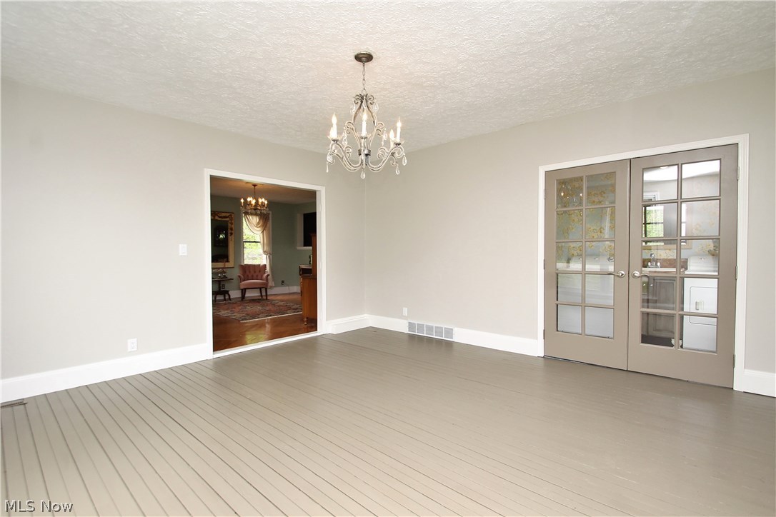 1597 South Medina Line Road Akron, OH 44321 - Photo 8 of 25