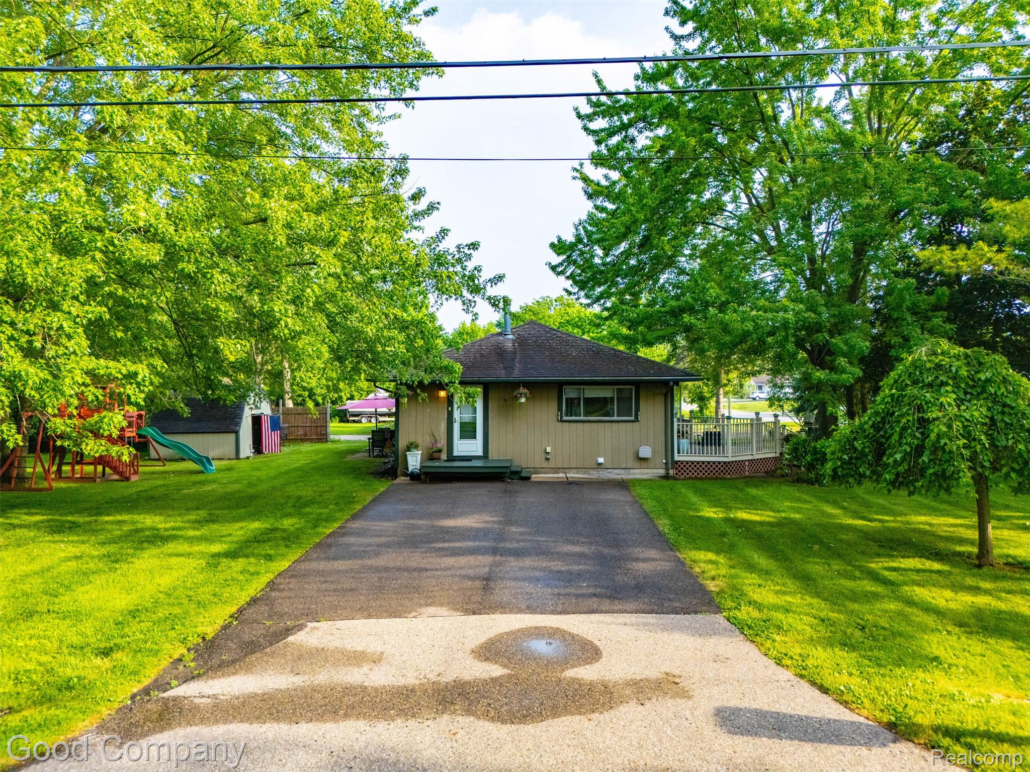 3615 Hazelton Avenue Rochester, MI 48307 - Photo 37 of 56 Front house