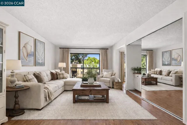 $309,000 | 470 North Civic Drive, Unit 208, Walnut Creek, CA 94596