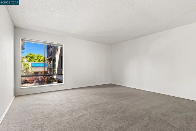 $309,000 | 470 North Civic Drive, Unit 208, Walnut Creek, CA 94596