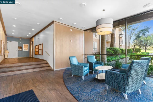 $309,000 | 470 North Civic Drive, Unit 208, Walnut Creek, CA 94596