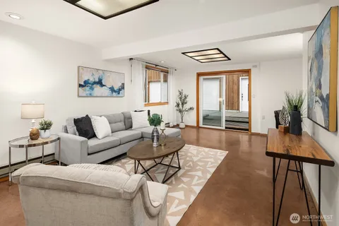 $1,375,000 | 12322 Northeast 134th Street, Kirkland, WA 98034