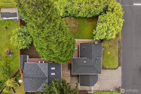 $1,375,000 | 12322 Northeast 134th Street, Kirkland, WA 98034