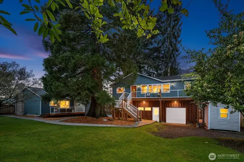 $1,375,000 | 12322 Northeast 134th Street, Kirkland, WA 98034