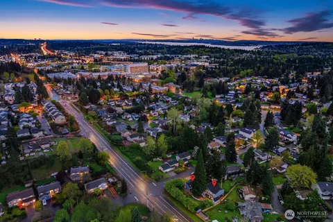 $1,375,000 | 12322 Northeast 134th Street, Kirkland, WA 98034