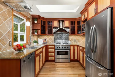 $1,375,000 | 12322 Northeast 134th Street, Kirkland, WA 98034