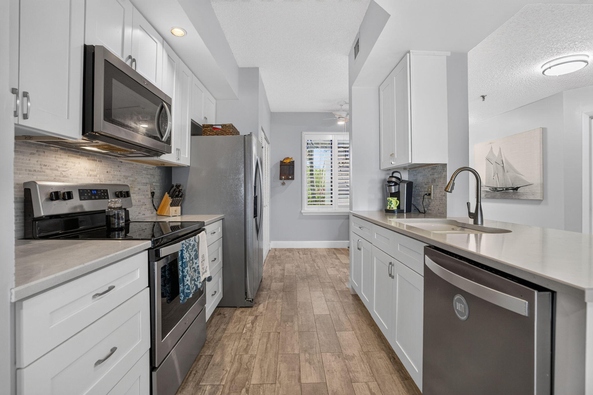 200 Waterway Road, Unit 104 Tequesta, FL 33469 - Photo 6 of 68 30-web-or-mls-_MLP8880