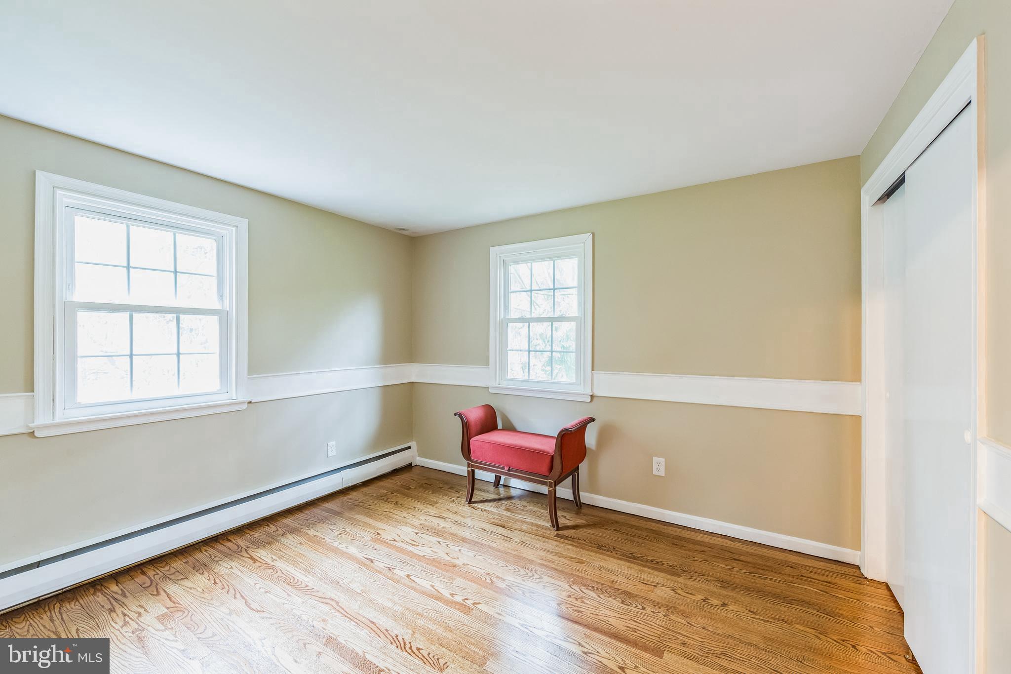 580 Gregory Lane Devon, PA 19333 - Photo 14 of 26 a room with furniture and a window