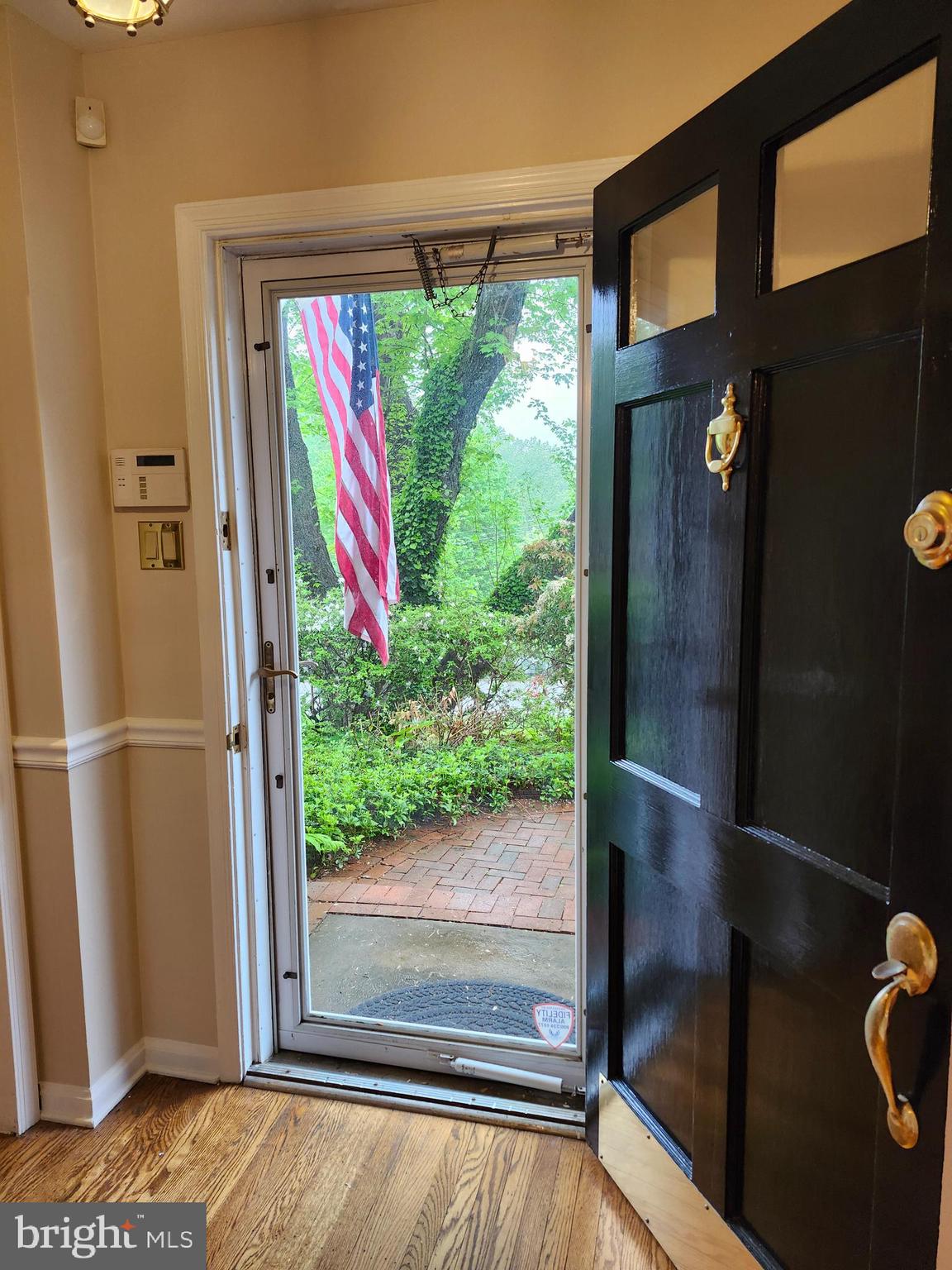 580 Gregory Lane Devon, PA 19333 - Photo 3 of 26