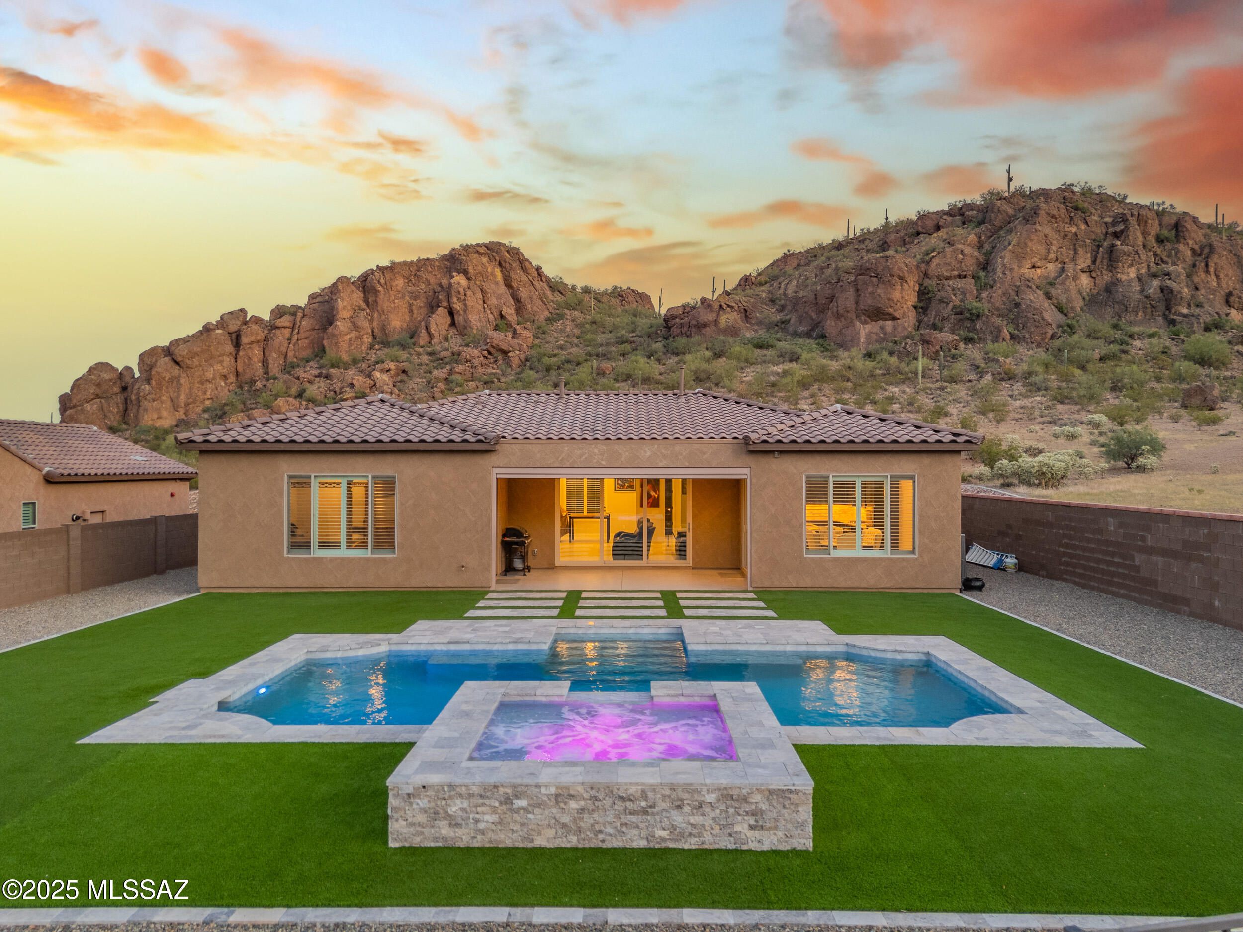 8295 North Lone Ranger Road Tucson, AZ 85743 - Photo 1 of 44 Gallery Image 1