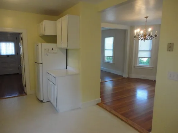 $3,200 | 39 East Bowery Street, Newport, RI 02840
