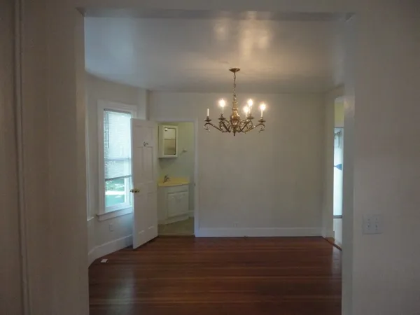 $3,200 | 39 East Bowery Street, Newport, RI 02840