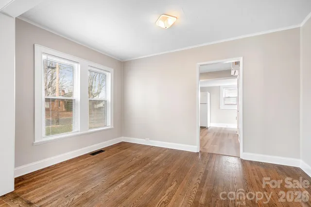 $290,000 | 264 East McNeely Avenue, Mooresville, NC 28115