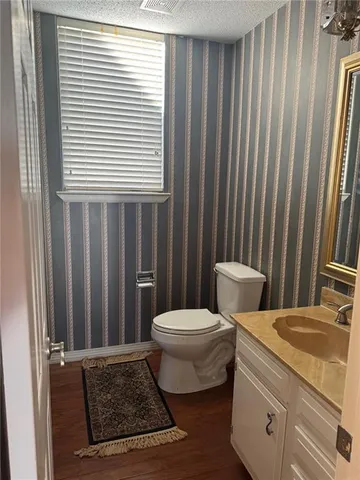 $215,000 | 9 Caribbean Court, Unit 9, Mandeville, LA 70448