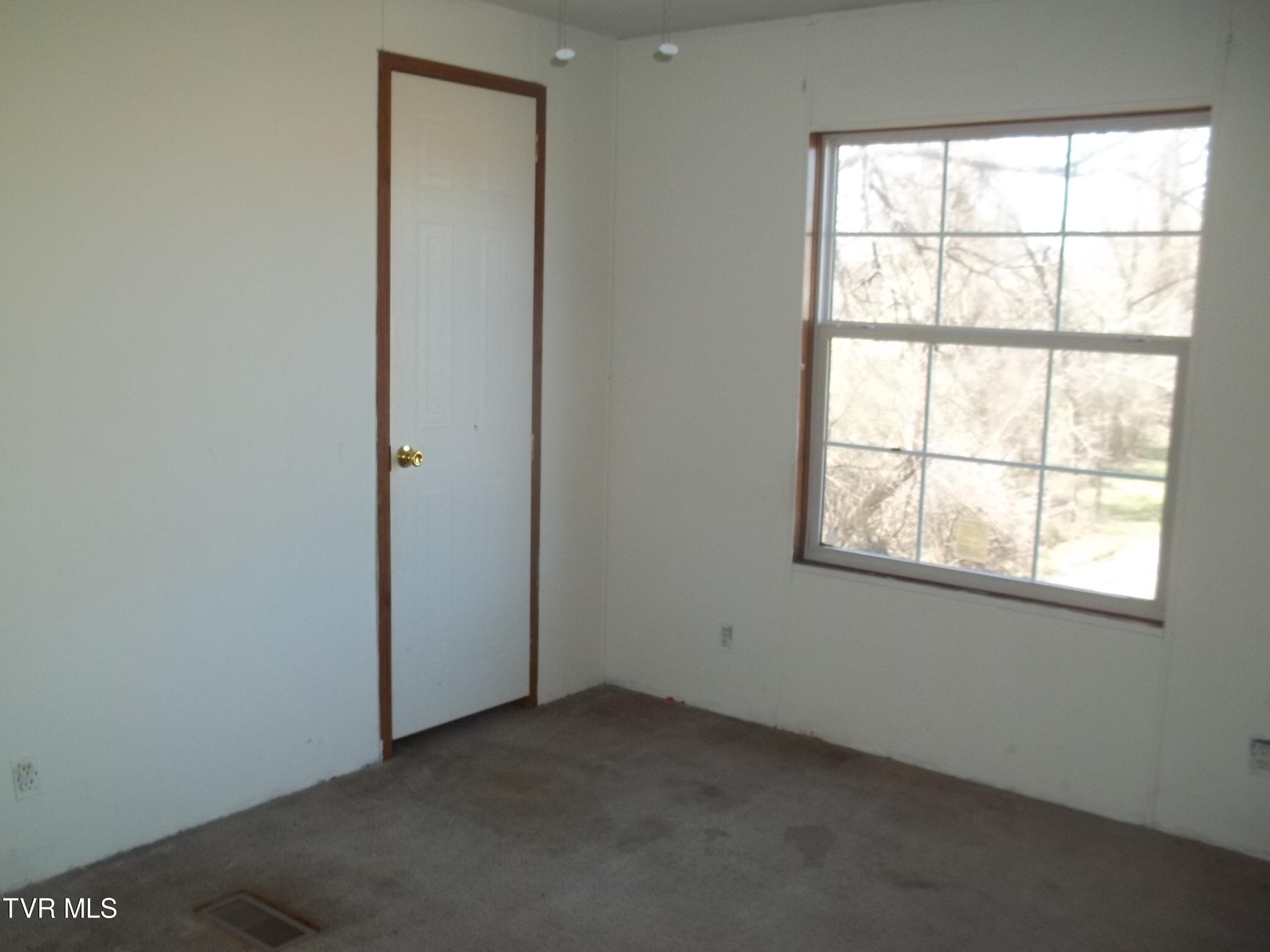 201 Ridgecrest Road Jonesborough, TN 37659 - Photo 13 of 26 100_0910