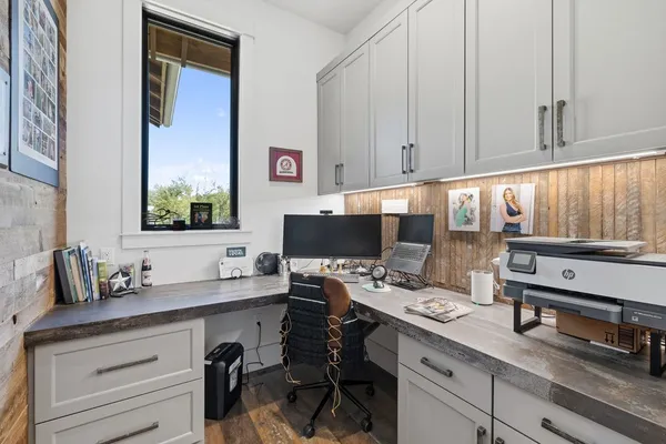 $2,899,000 | 1660 Windmill Run, Wimberley, TX 78676