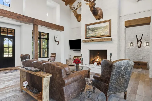 $2,899,000 | 1660 Windmill Run, Wimberley, TX 78676