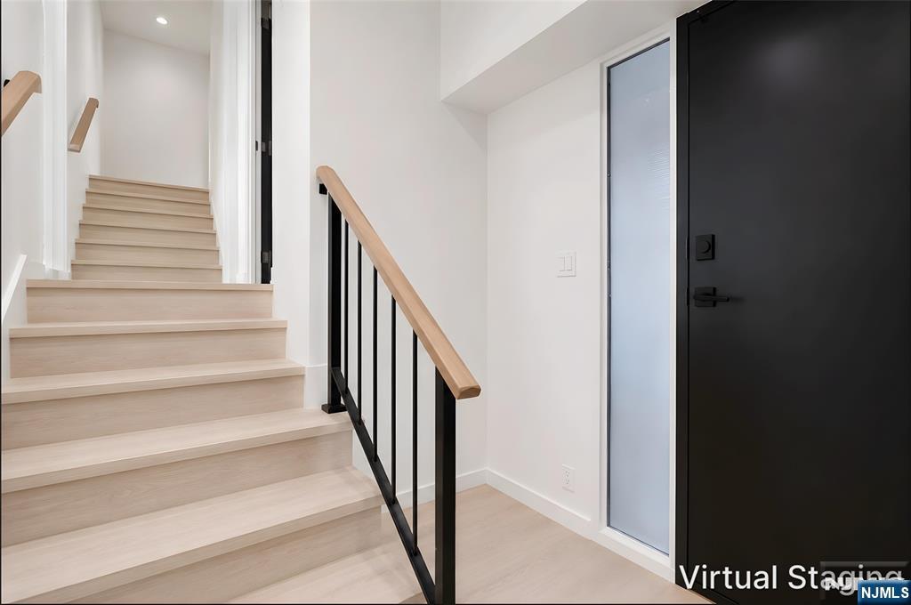 2 Horizon Road, Unit G5 Fort Lee, NJ 07024 - Photo 4 of 49