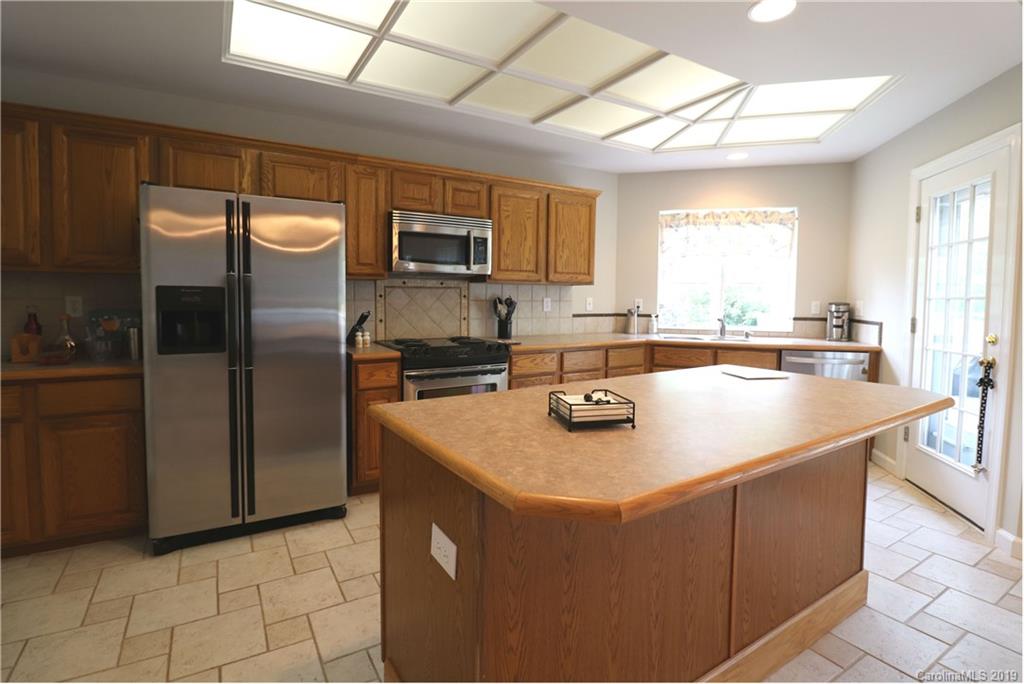 3460 Nestling Lane Fort Mill, SC 29708 - Photo 31 of 34