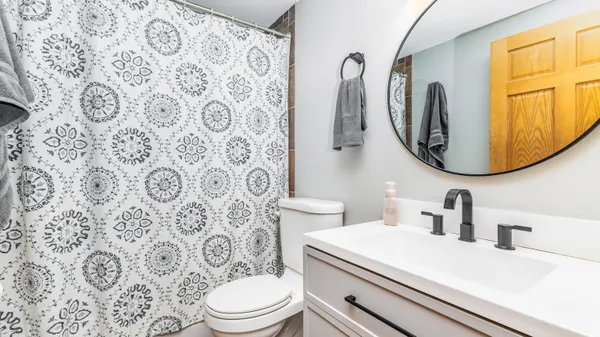 $319,900 | 322 Apache Court, Galena, IL 61036