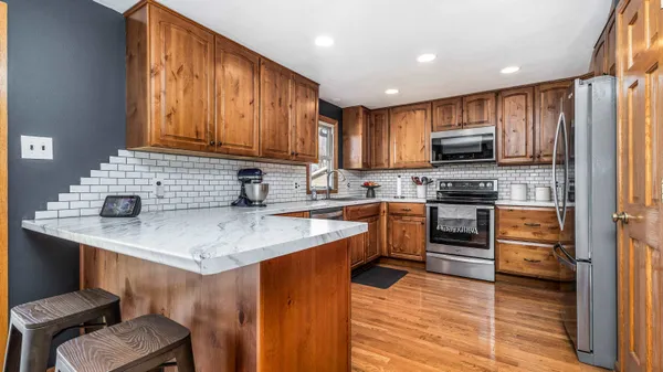 $319,900 | 322 Apache Court, Galena, IL 61036