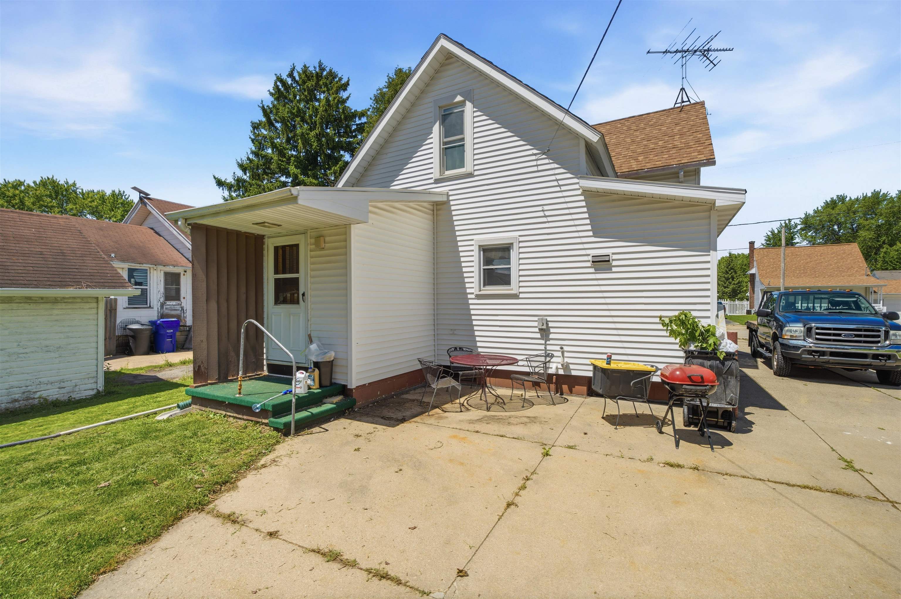 915 West Hawes Avenue Appleton, WI 54914 - Photo 21 of 24