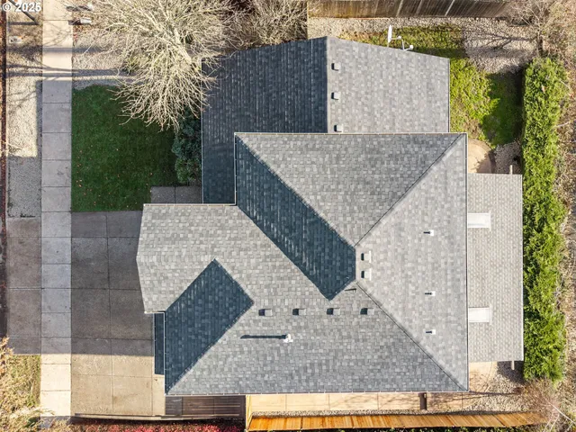 a picture with a bench