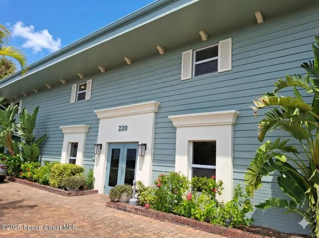 $1,400 | 220 Columbia Drive, Unit 1, Cape Canaveral, FL 32920