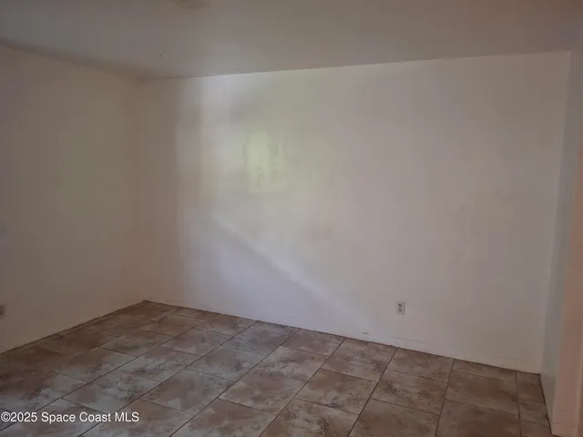 $1,400 | 220 Columbia Drive, Unit 1, Cape Canaveral, FL 32920