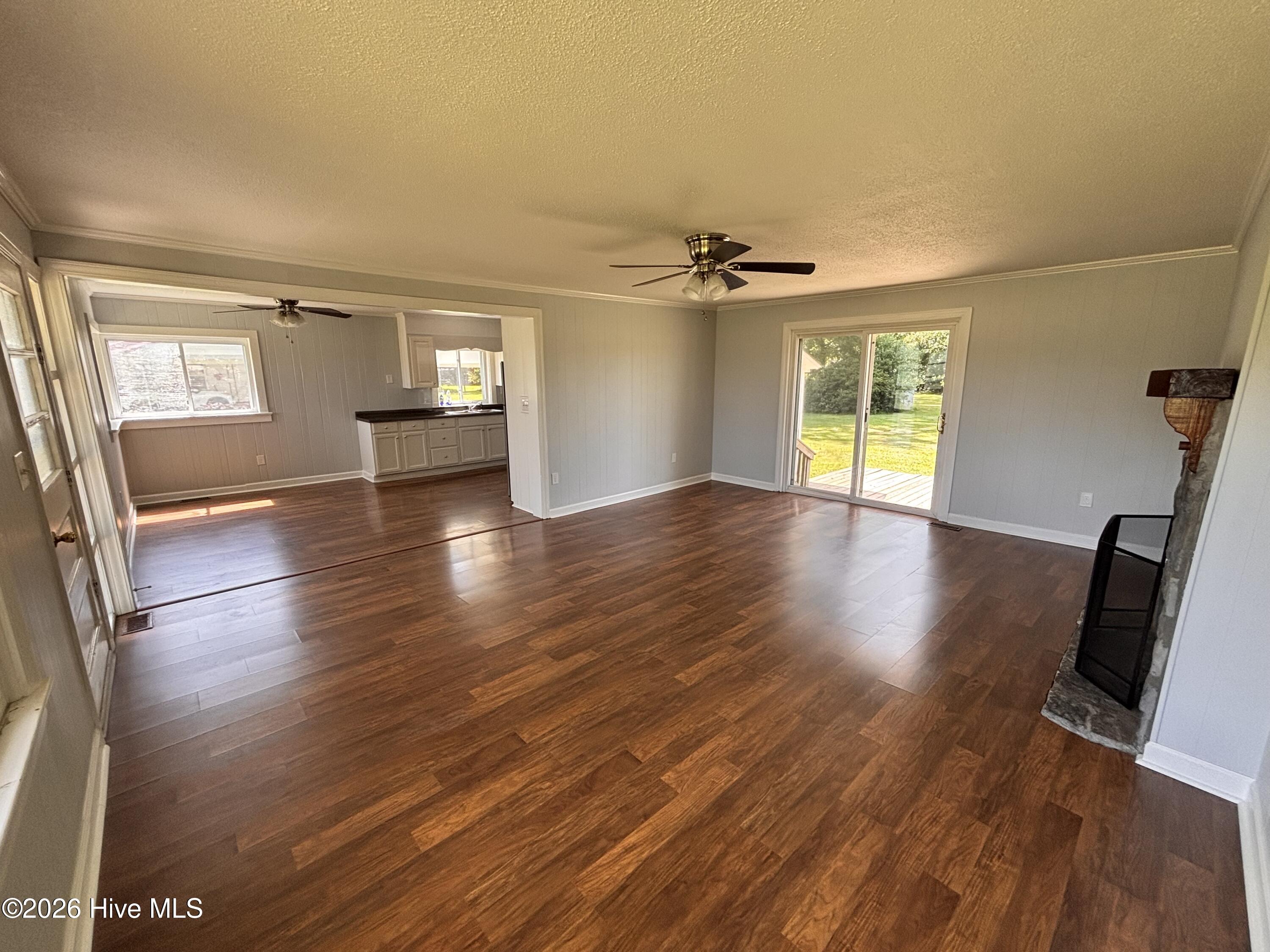 735 Faison Highway Clinton, NC 28328 - Photo 11 of 24