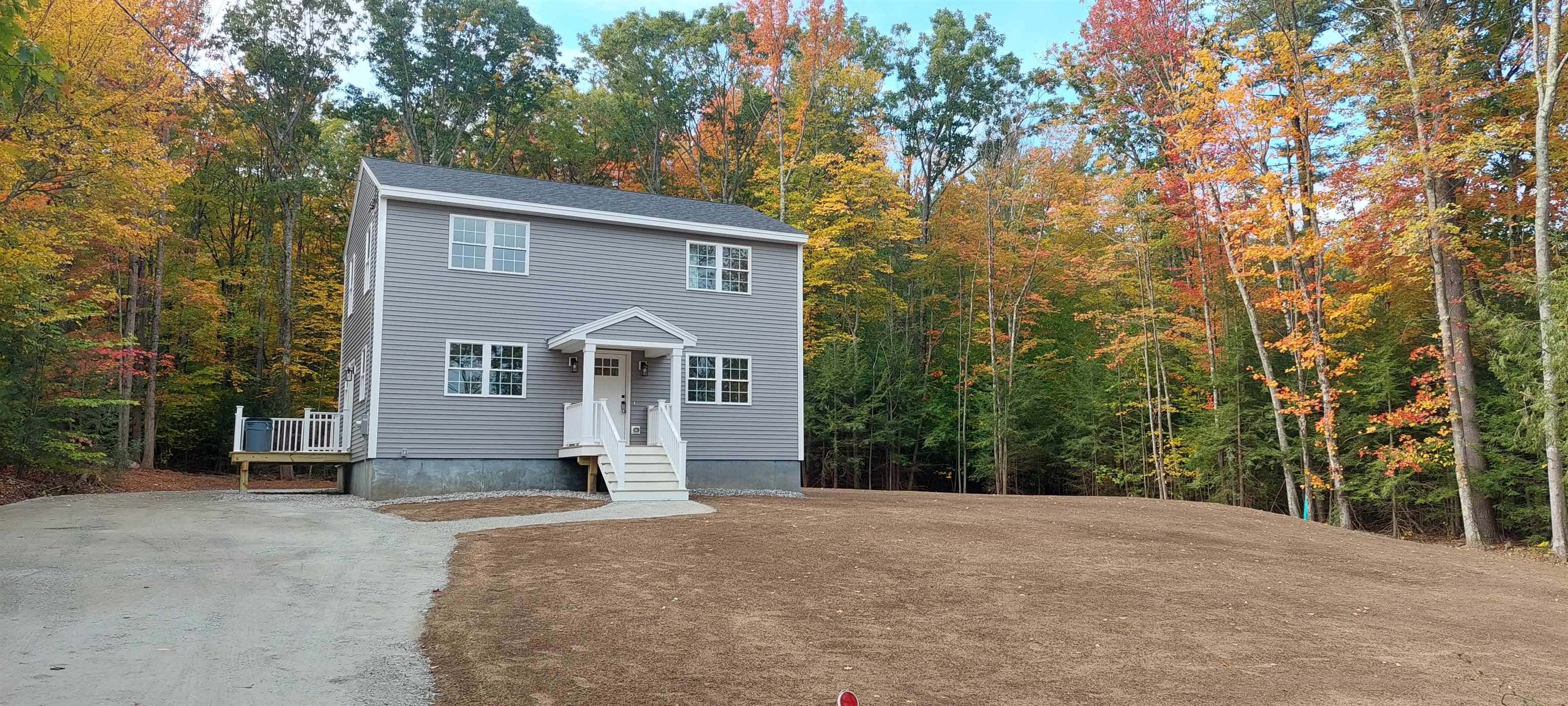 26 Merrick Road Raymond, NH 03077 - Photo 1 of 25