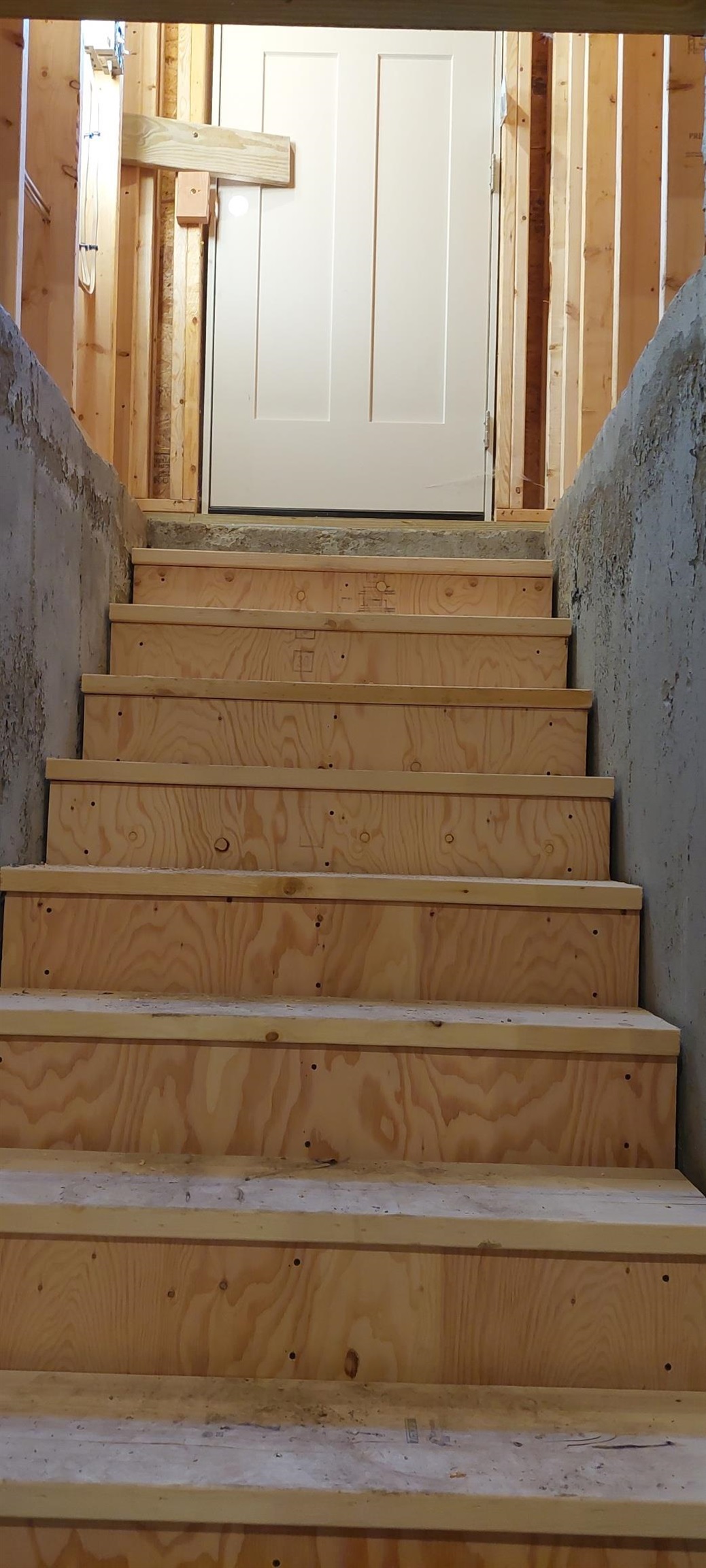 26 Merrick Road Raymond, NH 03077 - Photo 23 of 25