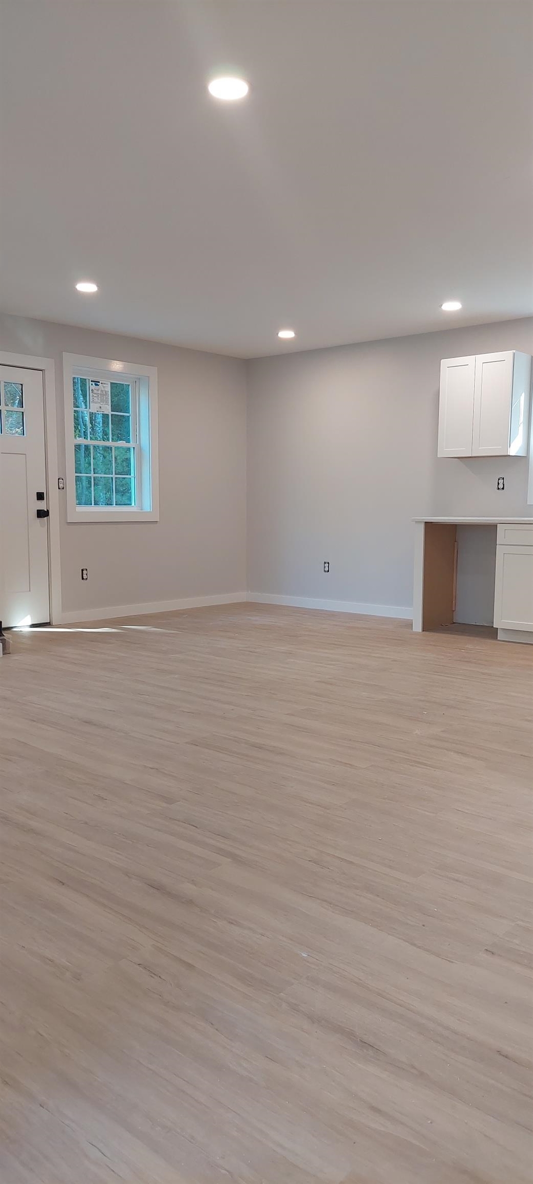 26 Merrick Road Raymond, NH 03077 - Photo 7 of 25