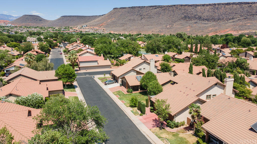 545 South Valley View Drive, Unit 67 St. George, UT 84770 - Photo 40 of 45 private street