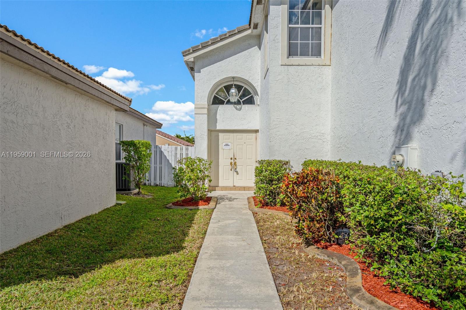 17319 Southwest 22nd Street Miramar, FL 33029 - Photo 4 of 61