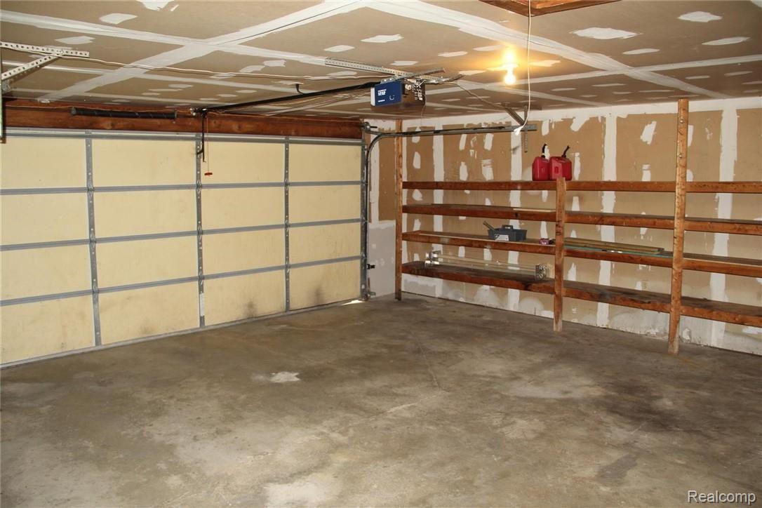 6287 Wreckenridge Road Flint, MI 48532 - Photo 27 of 34 39 (Large).JPG